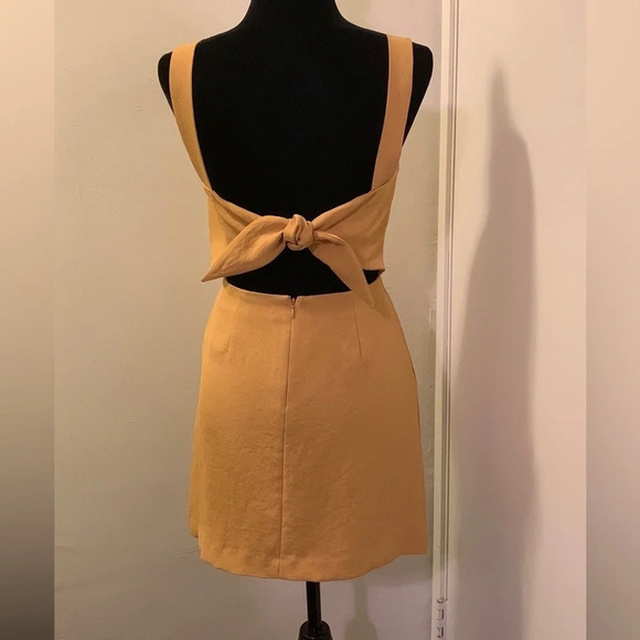 WILFRED by ARITZIA Aperature Tie Back Dress in Mustard Yellow - Picture 9 of 16